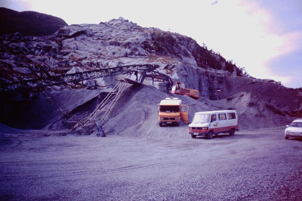 Div mercedes og citroen